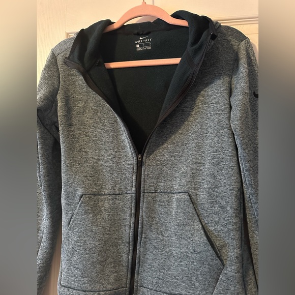 Nike Hoodie - Picture 5 of 6